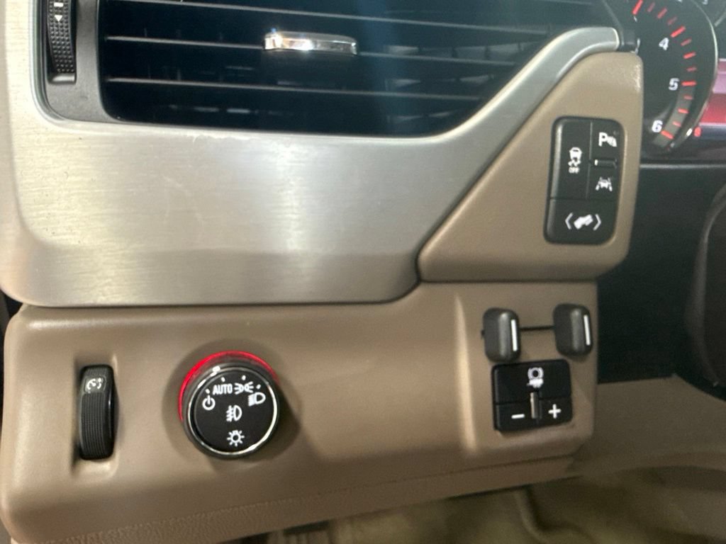 Used 2016 GMC Yukon SLT w/ HD Trailering Package RWD image 26