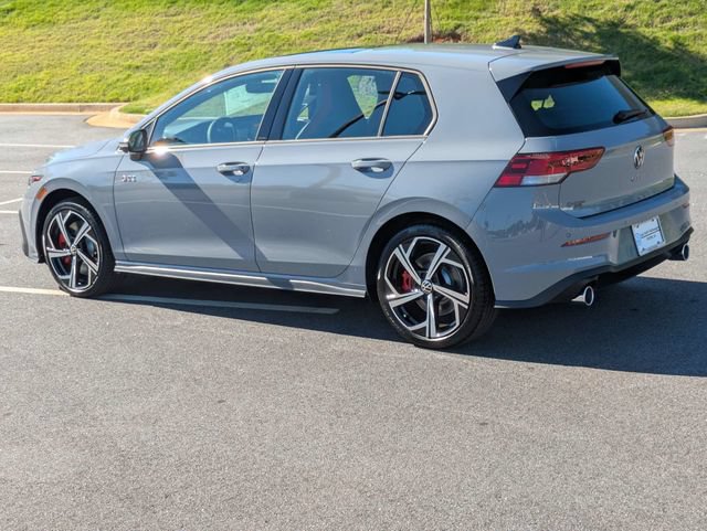 New 2026 Volkswagen GTI SE FWD image 6