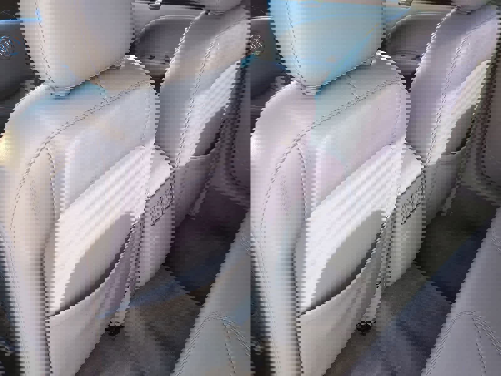 Used 2006 Buick Lucerne CXL w/ Luxury Package image 17