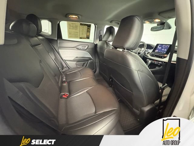 Used 2022 Jeep Compass Latitude w/ Convenience Group AWD/4WD image 8