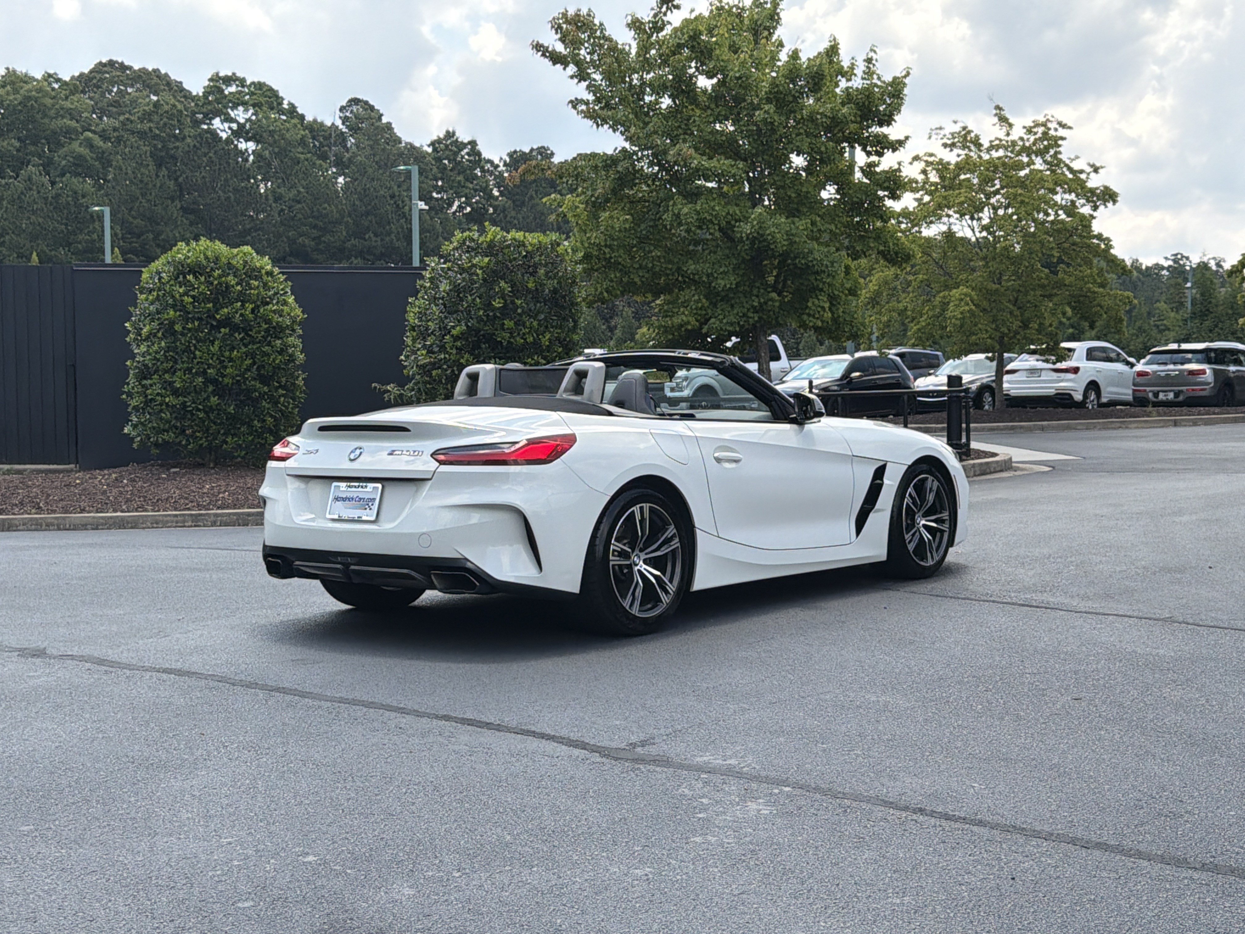 Used 2022 BMW Z4 M40i RWD image 3