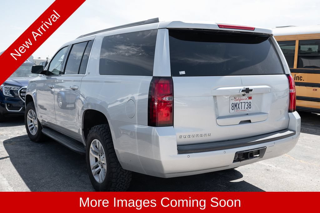 Used 2019 Chevrolet Suburban LT w/ Luxury Package RWD image 4