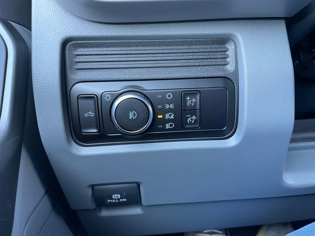 New 2026 Ford F250 XLT w/ FX4 Off-Road Package image 43