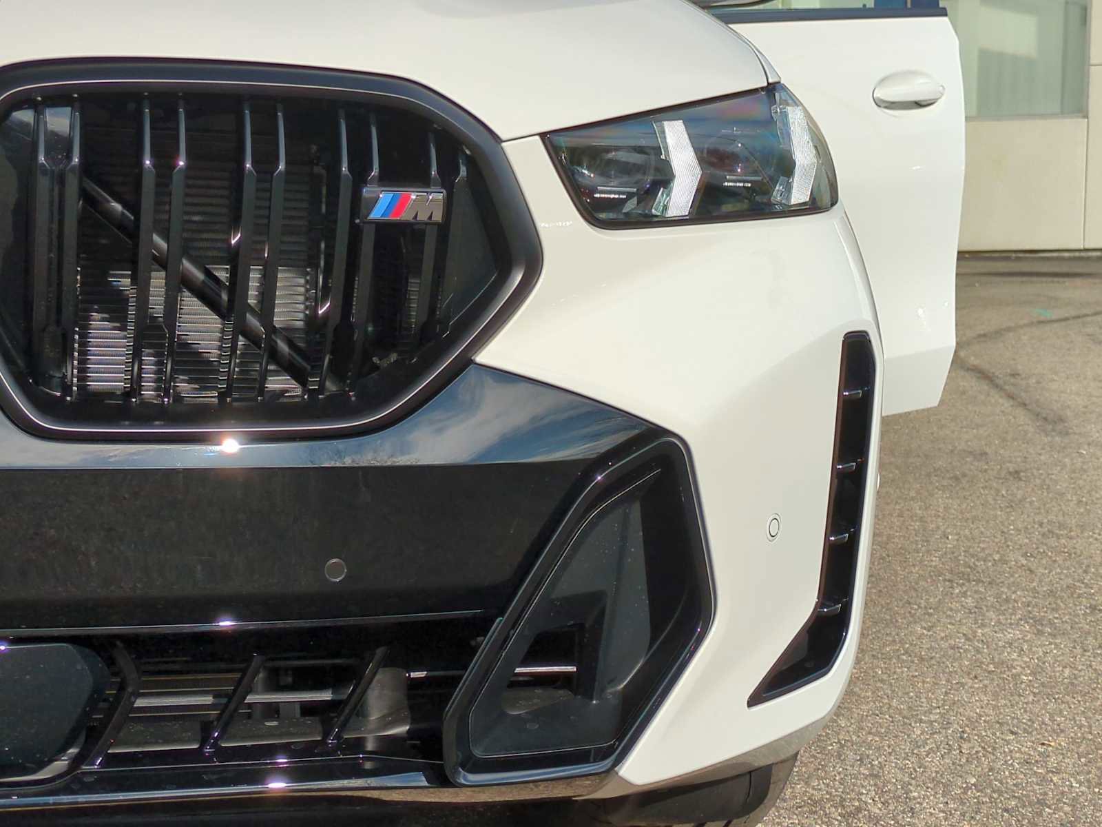 New 2026 BMW X6 M60i image 11