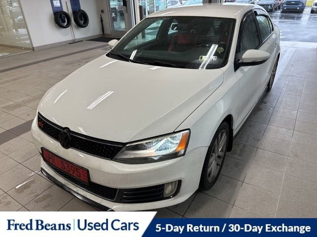 Used 2013 Volkswagen Jetta GLI FWD image 1