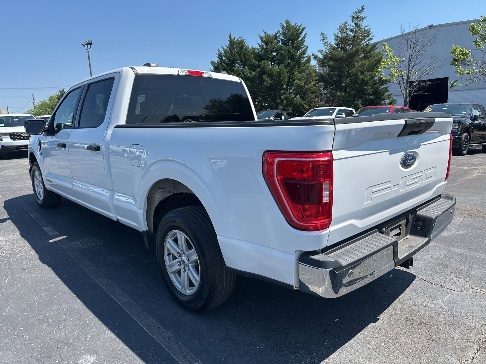 Used 2021 Ford F150 XLT w/ Equipment Group 301A Mid image 4
