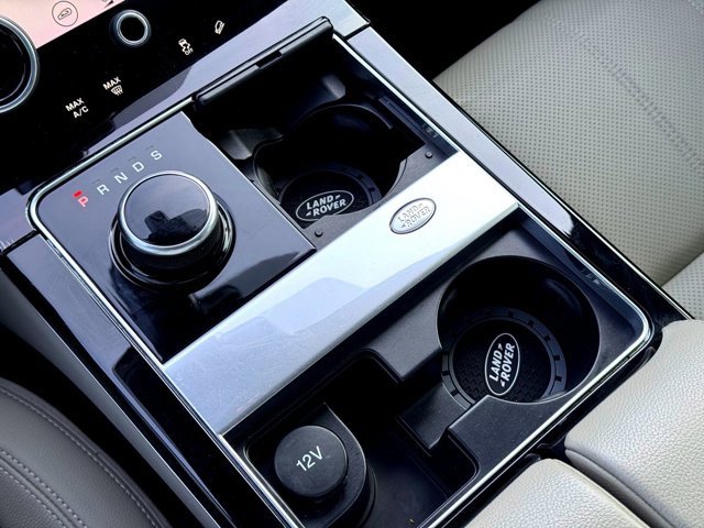 Used 2018 Land Rover Range Rover Velar R-Dynamic SE image 29