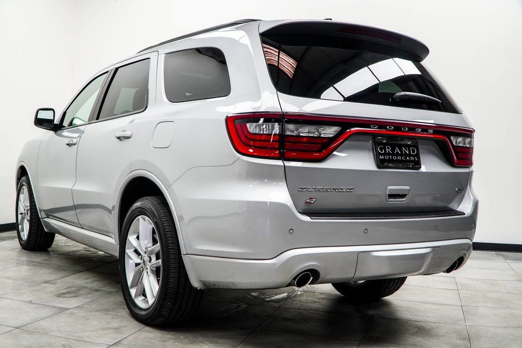 Used 2024 Dodge Durango GT image 11