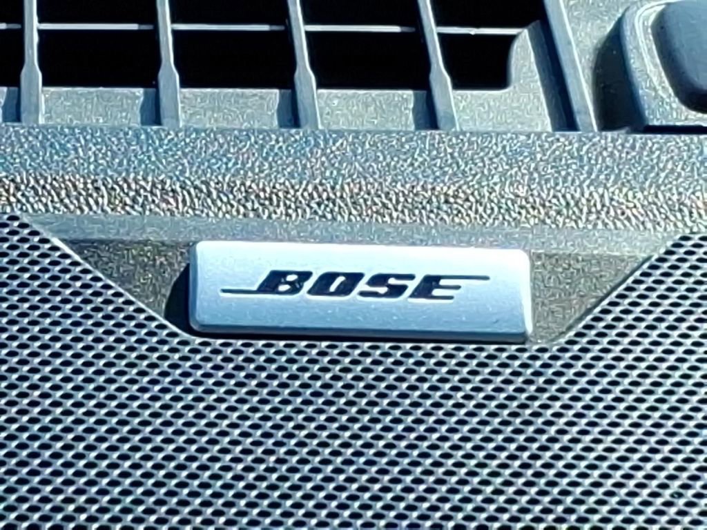 Used 2024 Chevrolet Colorado ZR2 w/ ZR2 Convenience Package III AWD/4WD image 17