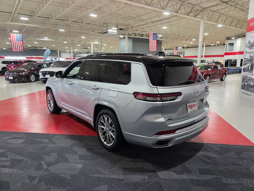 Used 2024 Jeep Grand Cherokee L Summit w/ Luxury Tech Group V image 6