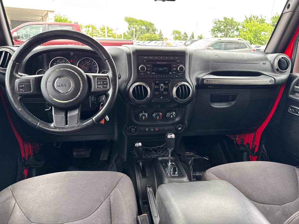 Used 2015 Jeep Wrangler Unlimited Sport w/ Quick Order Package 24S AWD/4WD image 12