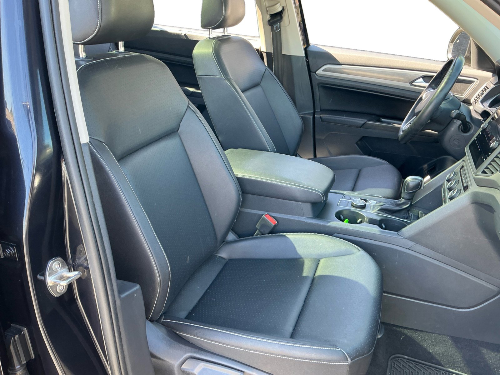 Used 2021 Volkswagen Atlas SE w/ Panoramic Sunroof Package image 15