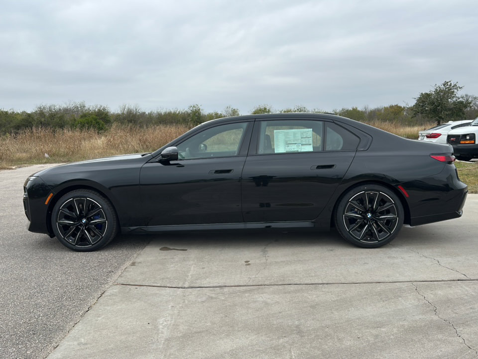 New 2026 BMW 740i RWD image 5