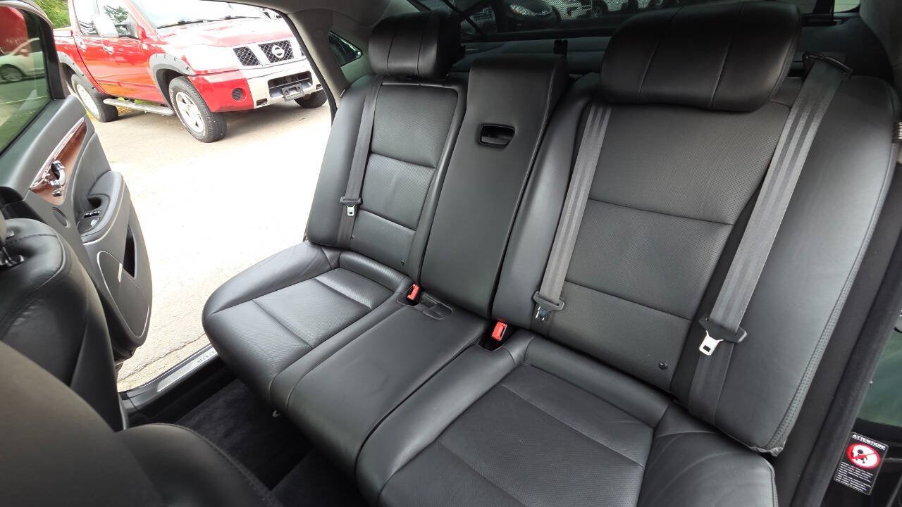 Used 2015 Hyundai Equus Signature RWD image 34