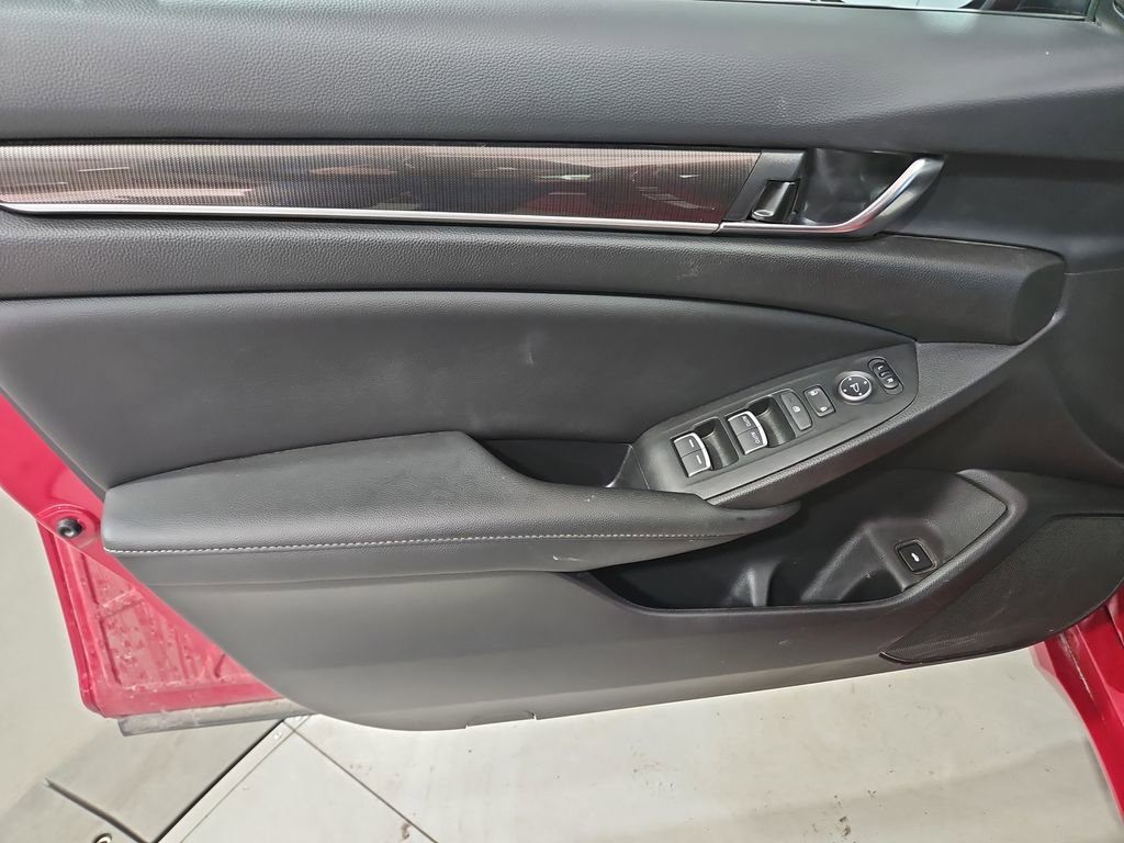 Used 2021 Honda Accord Sport image 10