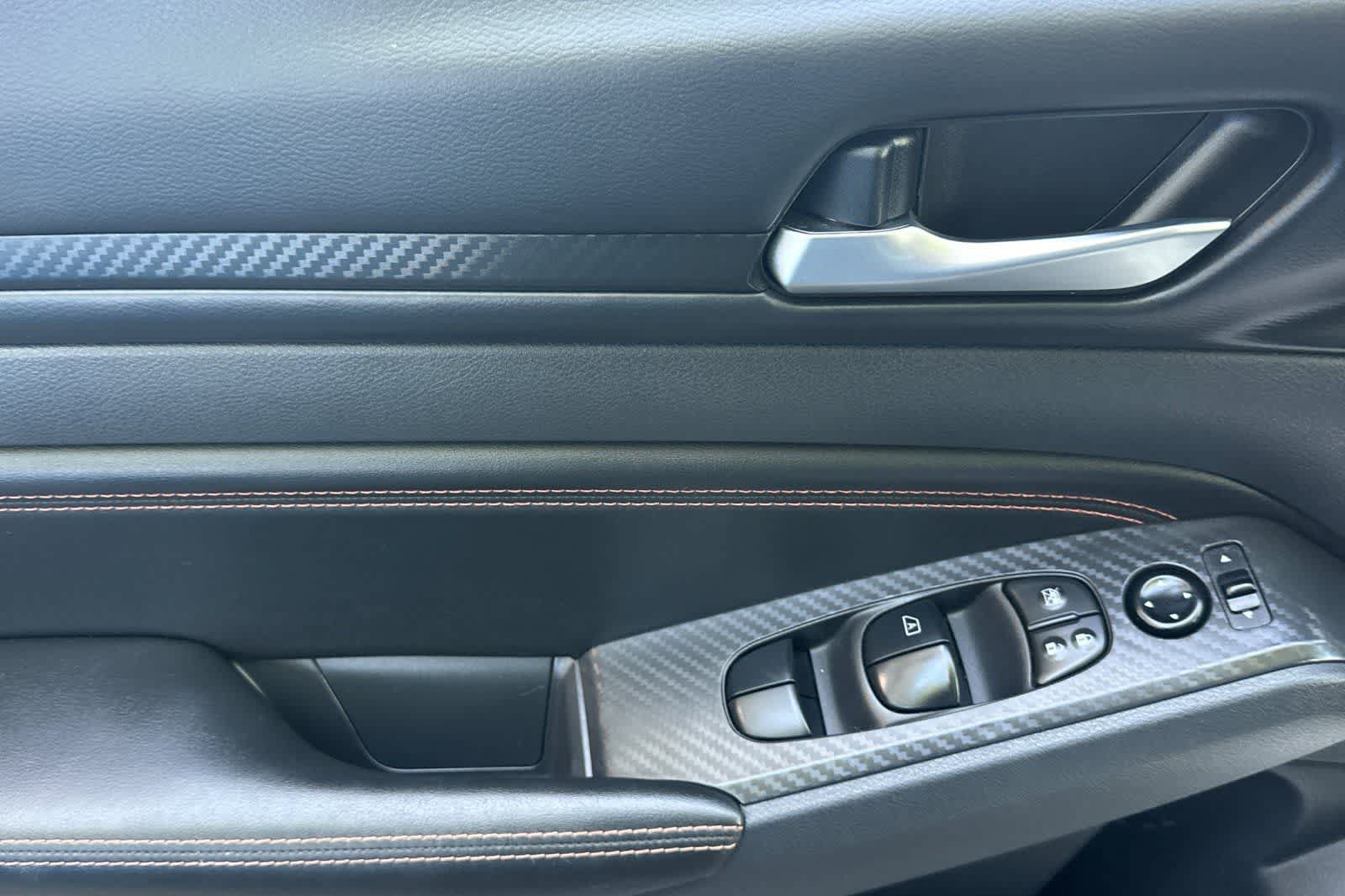 Certified 2022 Nissan Altima 2.5 SR FWD image 13