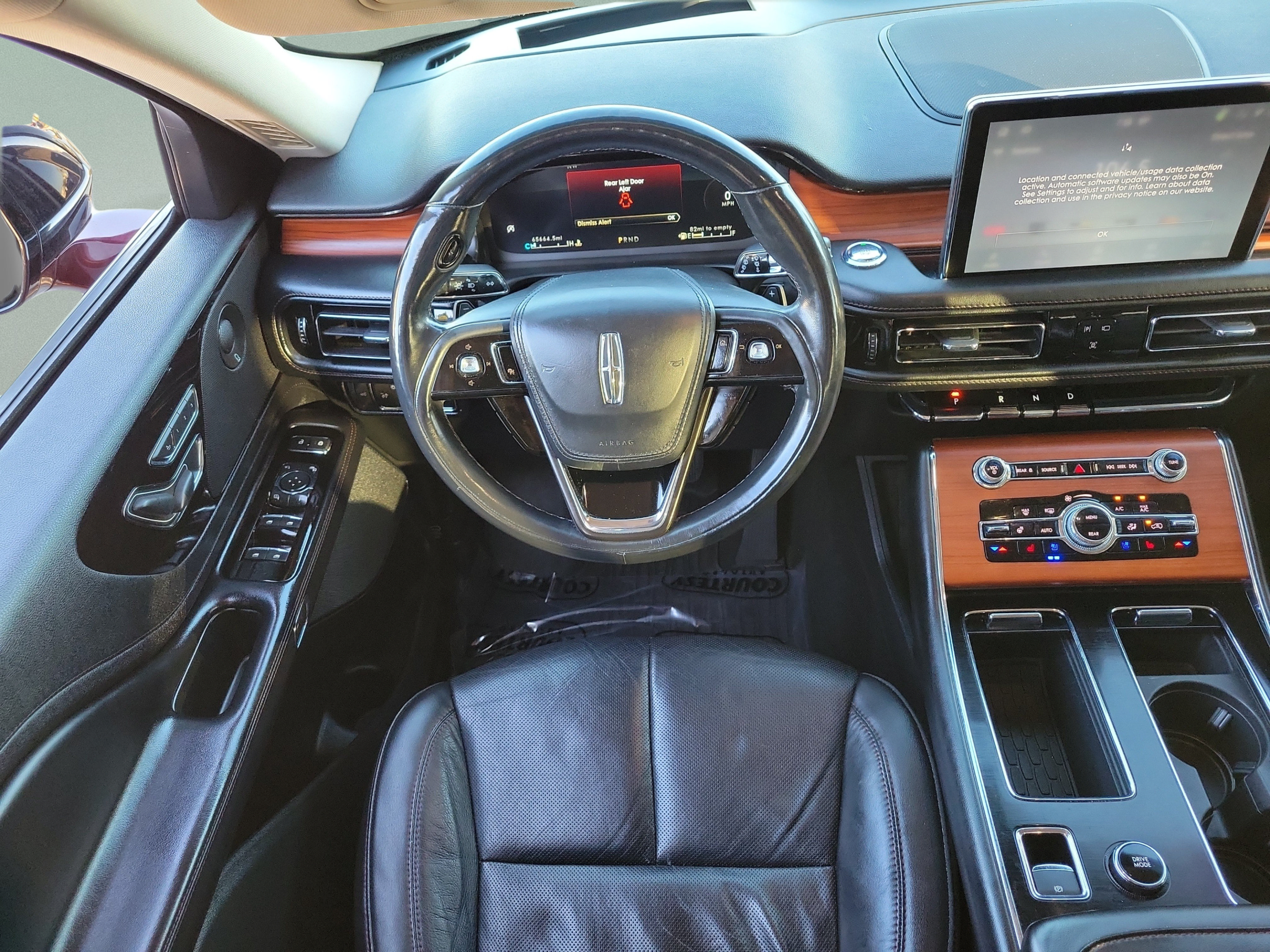 Used 2022 Lincoln Aviator Reserve w/ Equipment Group 201A AWD/4WD image 9