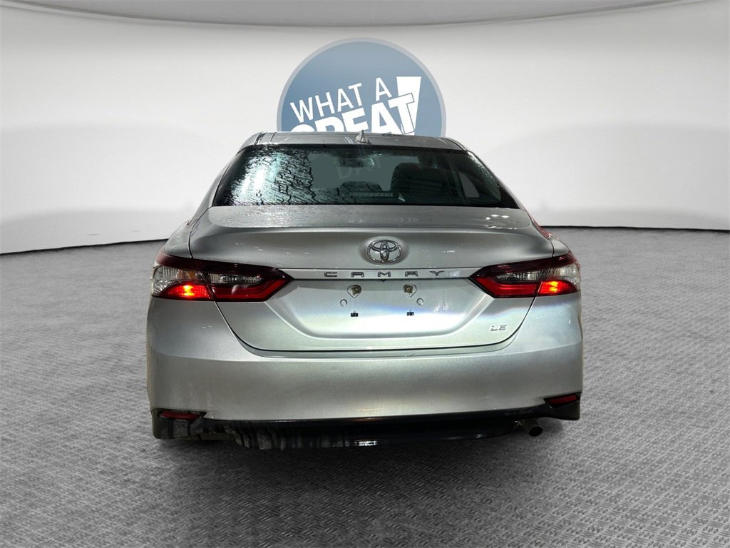 Used 2023 Toyota Camry LE image 5
