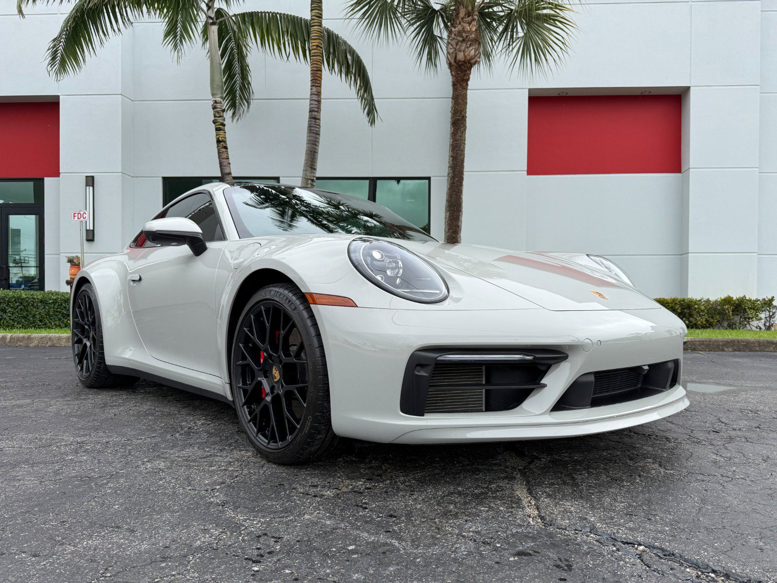 Used 2022 Porsche 911 Carrera 4S AWD/4WD image 6