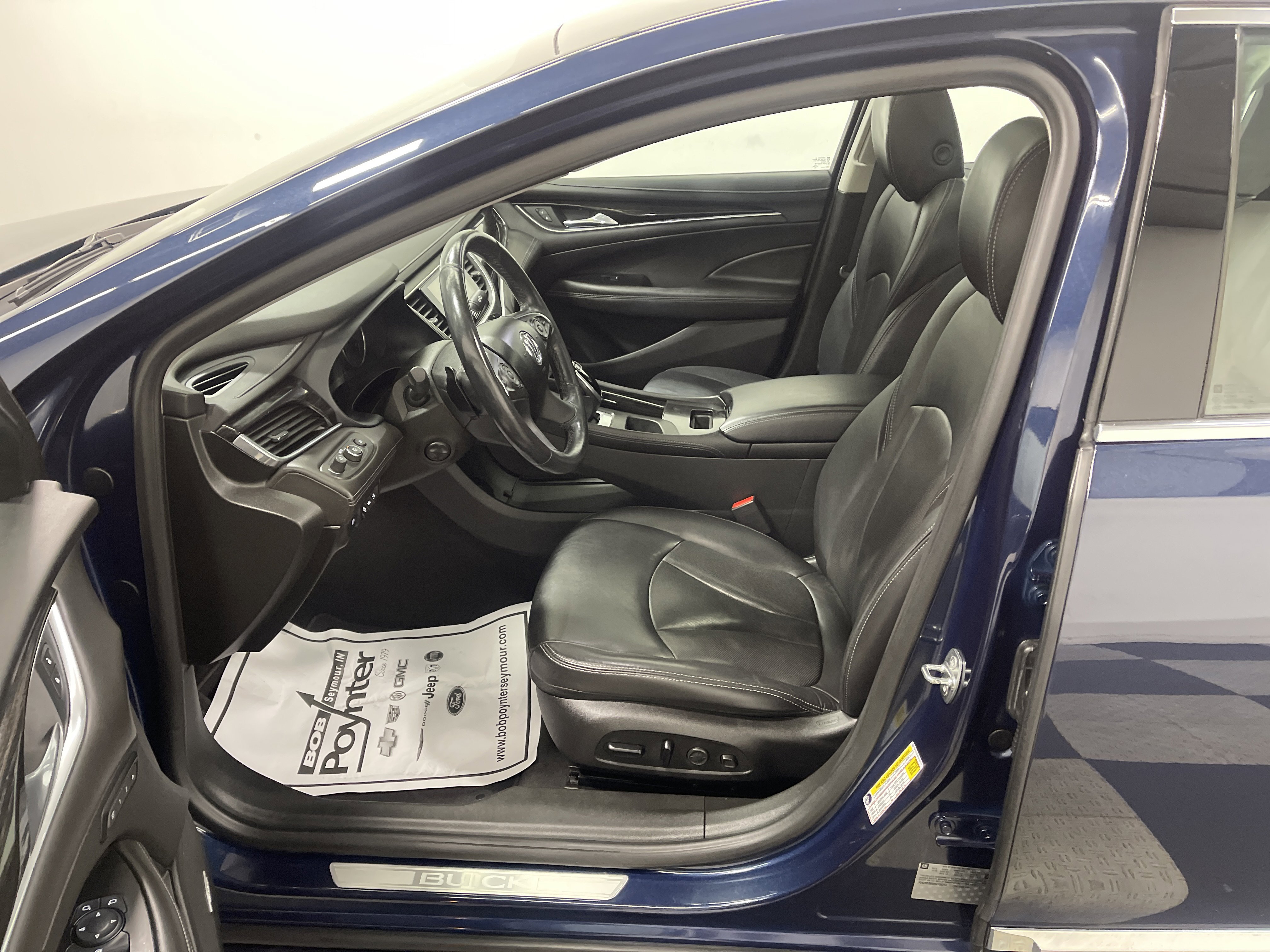 Used 2017 Buick LaCrosse Premium w/ Sun and Shade Package FWD image 10