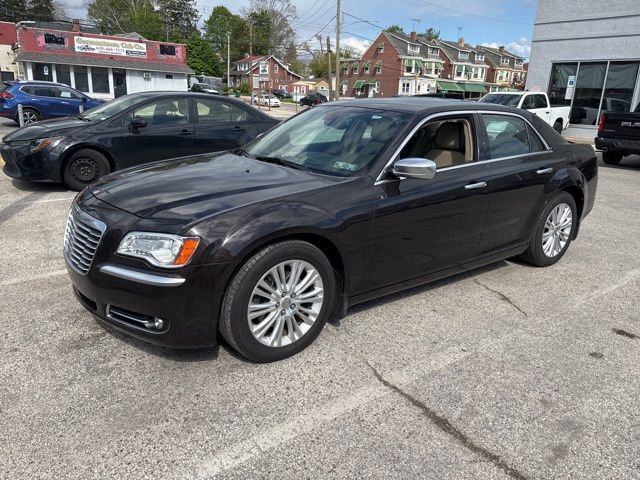 Used 2012 Chrysler 300 C Luxury Series image 7