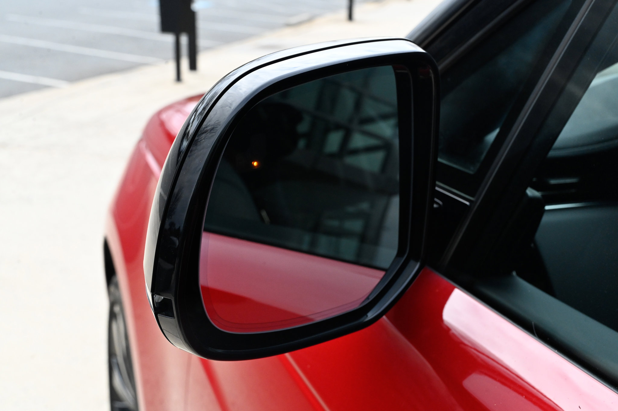 Used 2025 Land Rover Range Rover Sport Dynamic SE image 14