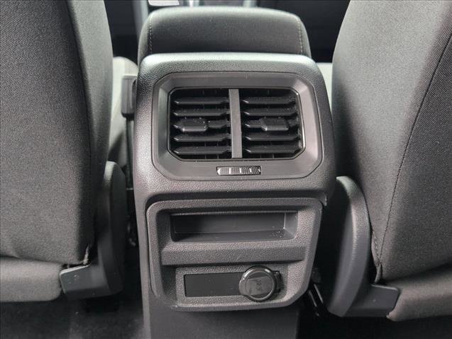 Used 2020 Volkswagen Tiguan S image 27