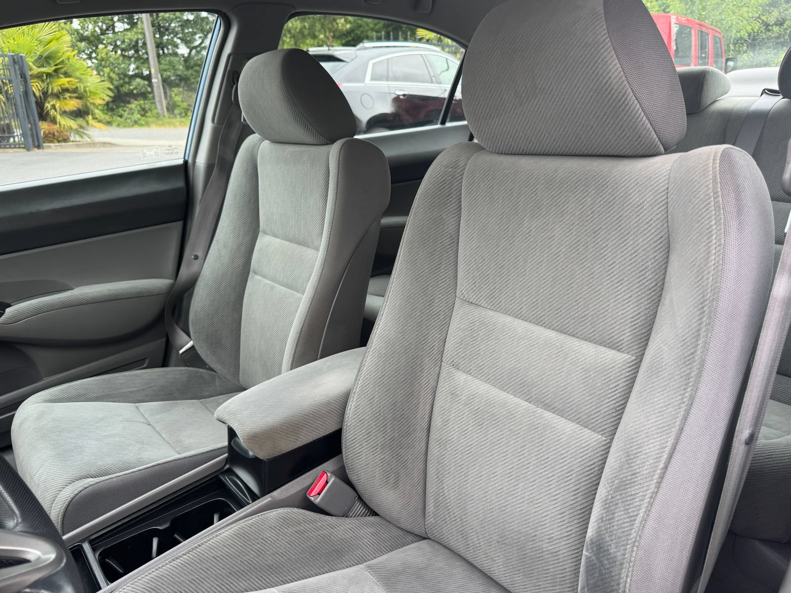 Used 2010 Honda Civic LX image 10
