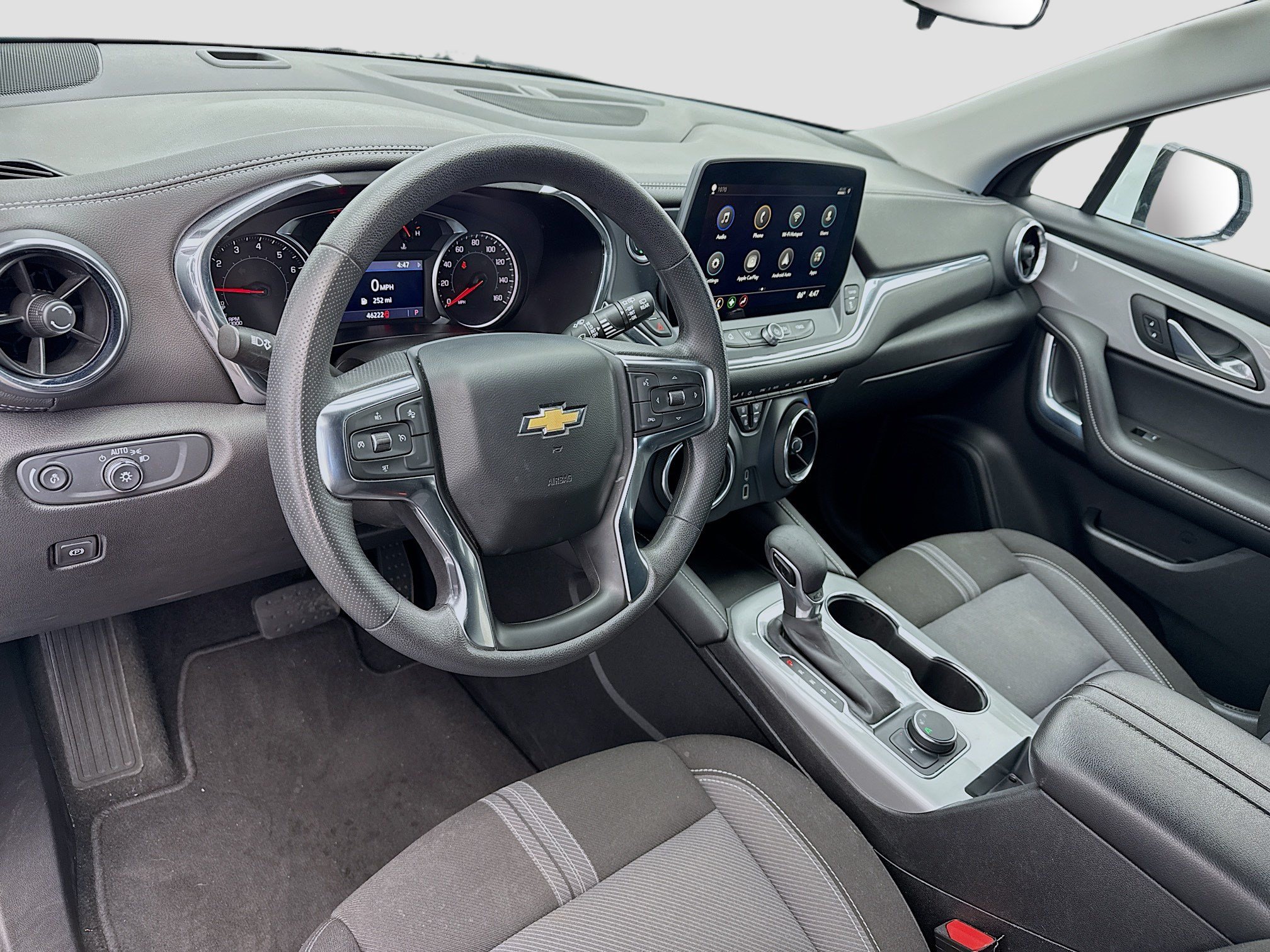 Used 2025 Chevrolet Blazer LT FWD image 7
