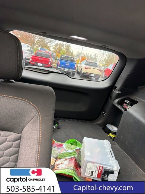 Used 2018 Chevrolet Equinox LT w/ Sun & Infotainment Package image 17