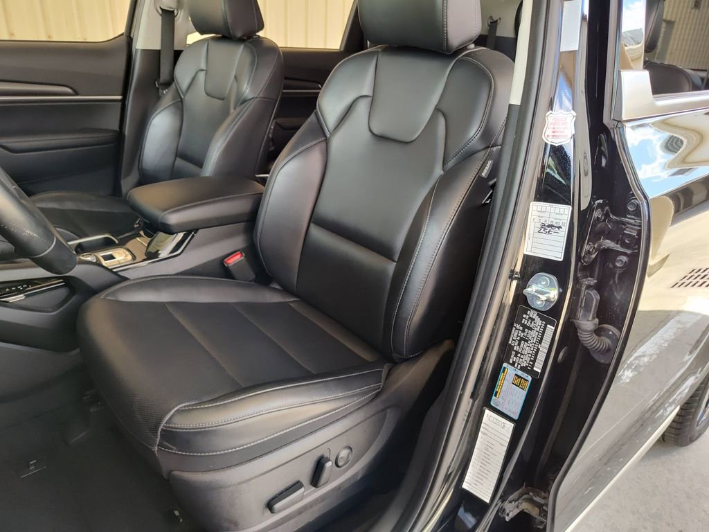 Used 2025 Kia Telluride S image 23