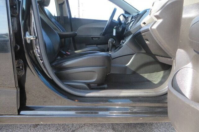 Used 2016 Chevrolet Sonic LTZ image 18