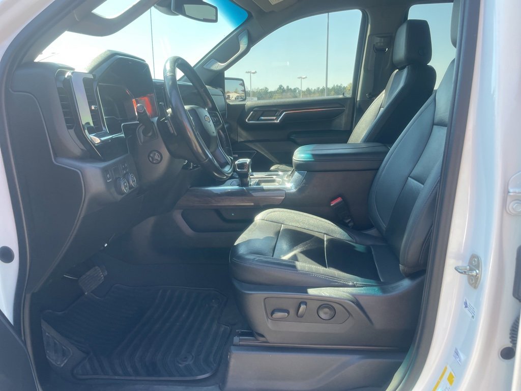 Used 2023 Chevrolet Silverado 1500 LTZ w/ LTZ Convenience Package II image 16