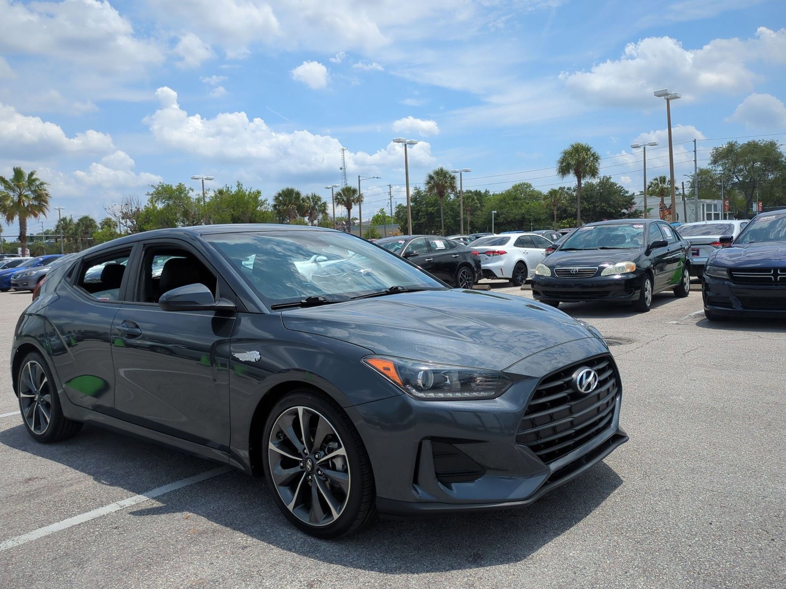 Used 2020 Hyundai Veloster 2.0 Premium FWD image 3