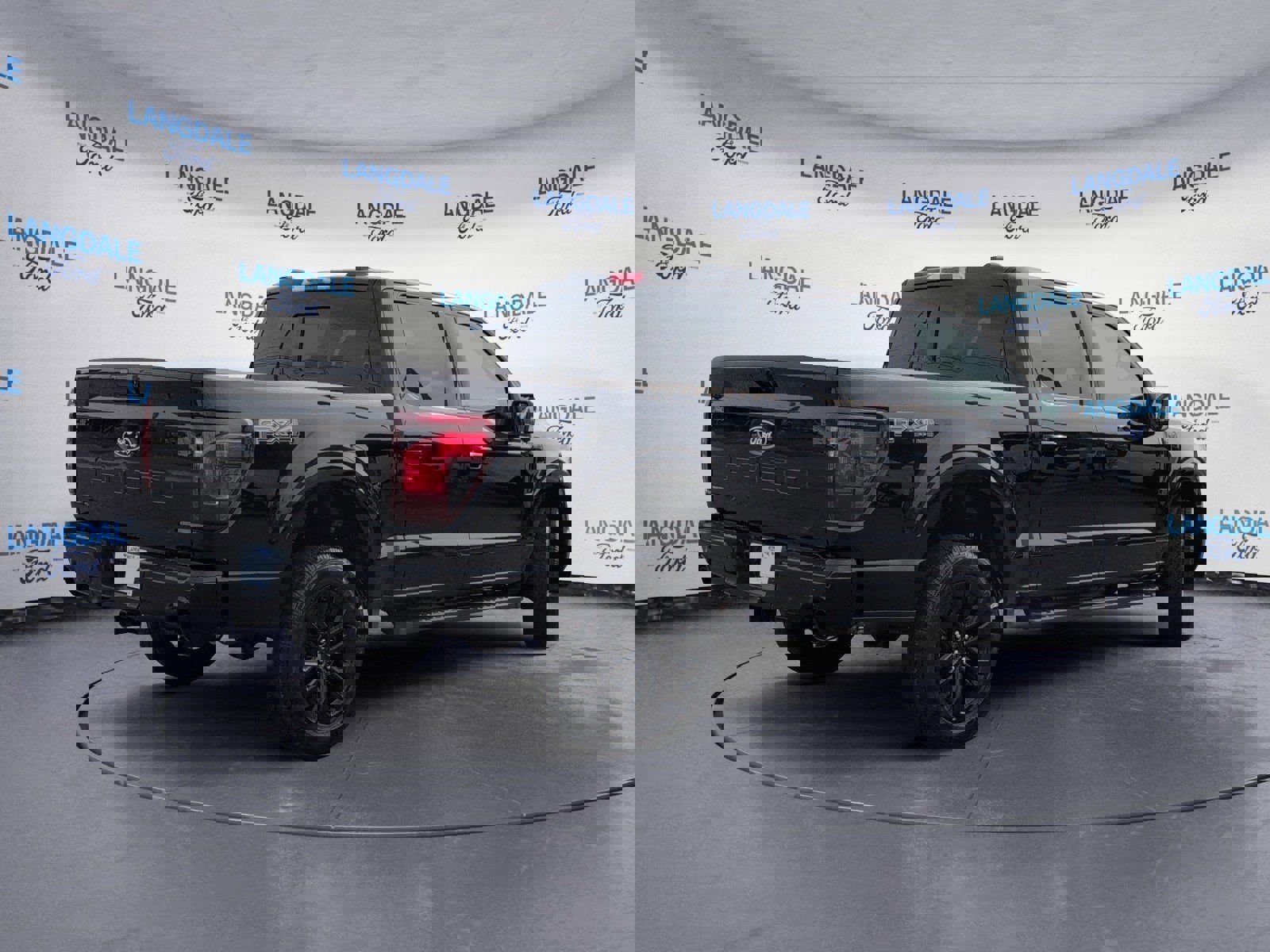 New 2026 Ford F150 XLT w/ Equipment Group 302A MID image 4