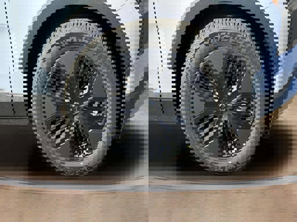 New 2026 Volvo EX30 Cross Country Ultra w/ Protection Package Premier image 24