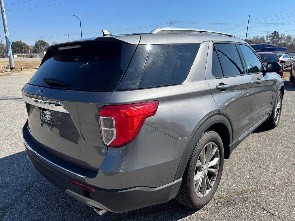Used 2023 Ford Explorer Limited image 4