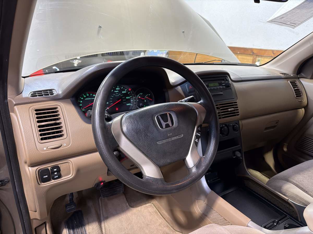 Used 2004 Honda Pilot LX image 18