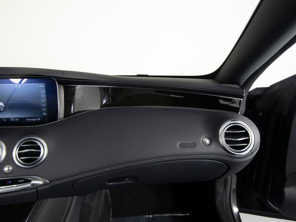 Used 2021 Mercedes-Benz S 560 4MATIC Coupe image 28