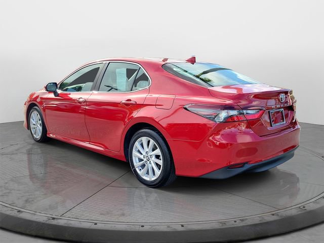 Used 2023 Toyota Camry LE FWD image 4