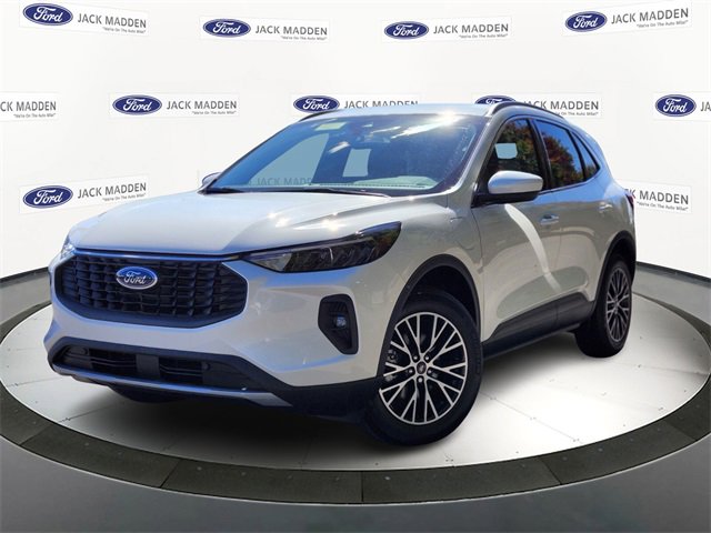 New 2025 Ford Escape SE