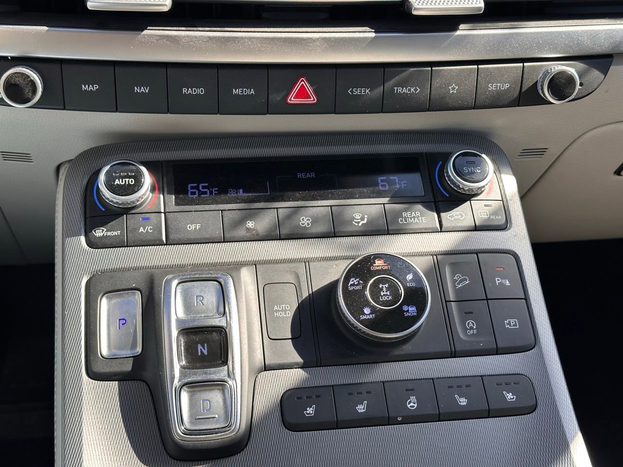 Used 2025 Hyundai Palisade Limited image 35