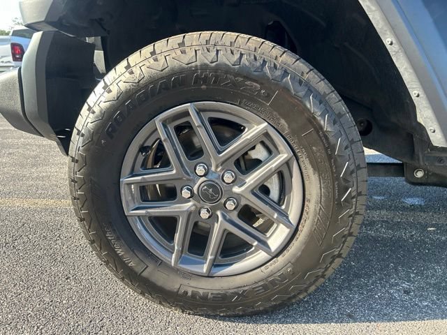 Used 2025 Jeep Wrangler Unlimited Sport AWD/4WD image 5