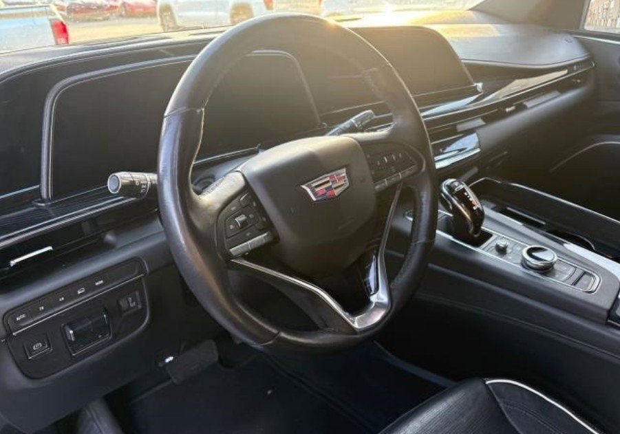 Used 2023 Cadillac Escalade Sport image 7