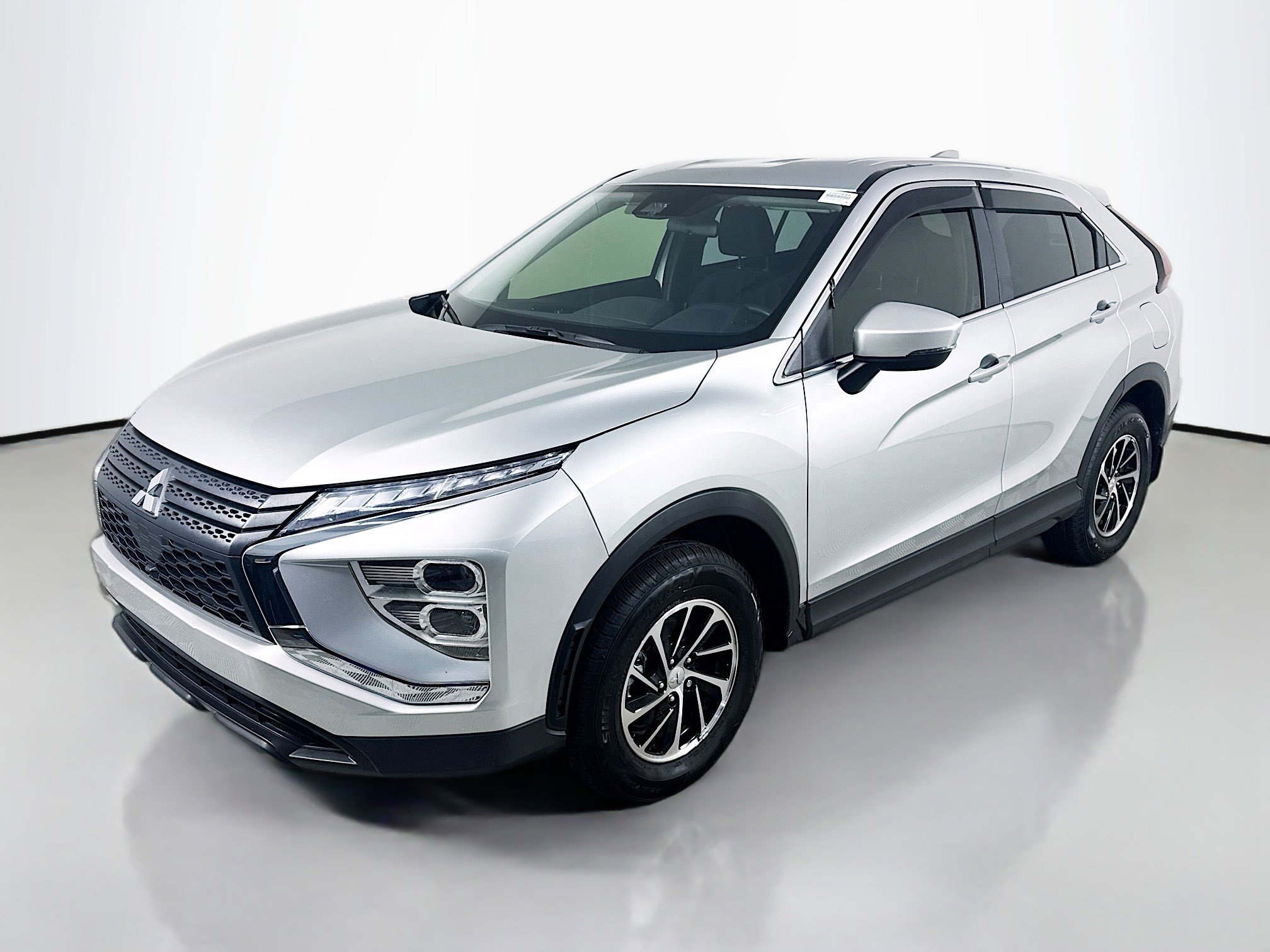 Used 2025 Mitsubishi Eclipse Cross ES image 4
