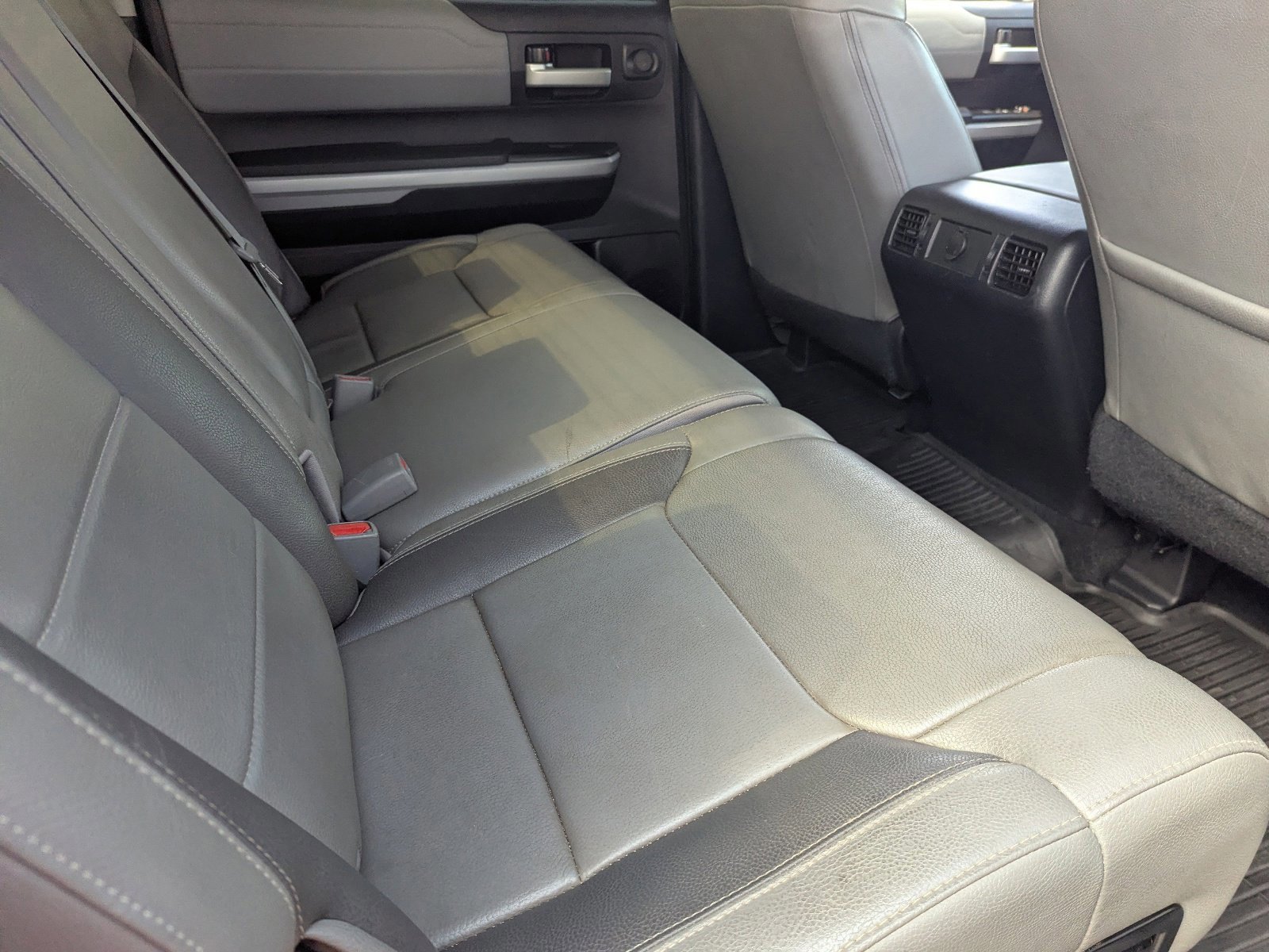 Used 2018 Toyota Tundra Limited w/ Limited Premium Package image 14