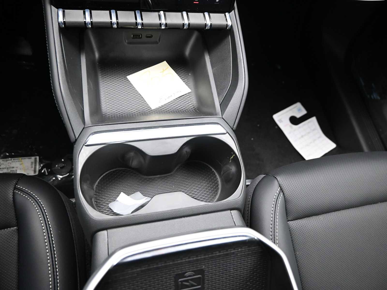 New 2026 GMC Terrain Elevation w/ Elevation Premium Package image 13