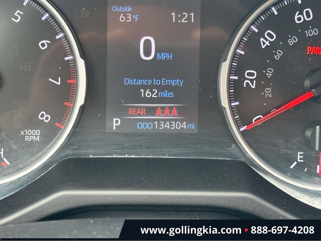 Used 2022 Toyota RAV4 LE AWD/4WD image 20