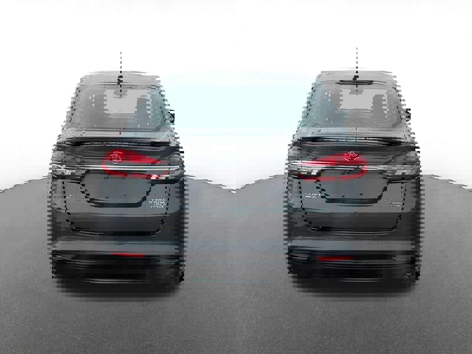 Used 2017 Ford Fusion Titanium image 5