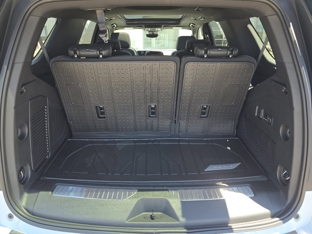 New 2026 Chevrolet Tahoe High Country w/ Sun And Tow Package AWD/4WD image 13